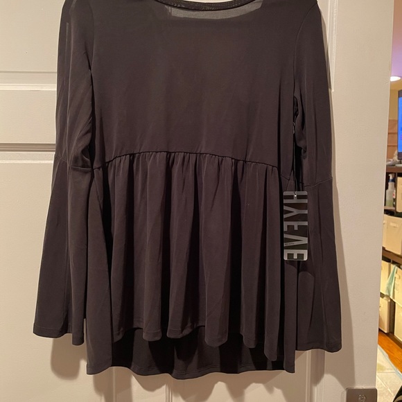 Top - Picture 2 of 3